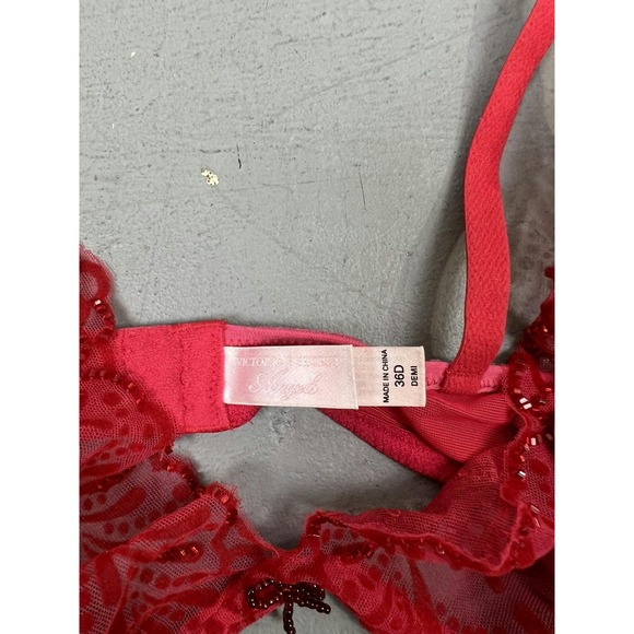 Vintage Victoria Secret Red Lace Beaded Bra Size 36D - Picture 3 of 7